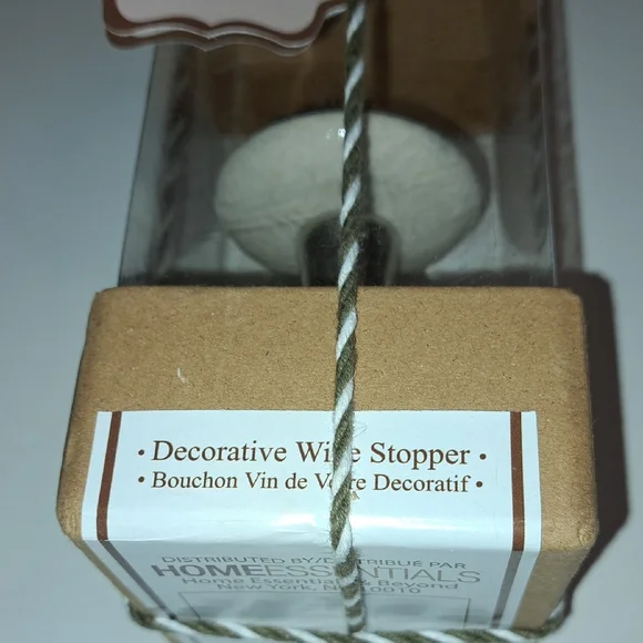 Home Essentials Decorative Wine Stopper - Black and White - Picture 4 of 6